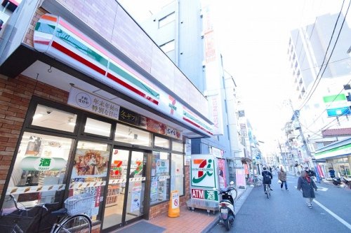 コンビニ　セブンイレブン 川崎新丸子駅前店（コンビニ）まで177m