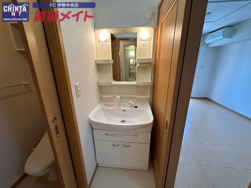 洗面設備　別部屋参考写真