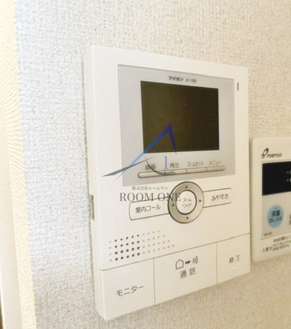 セキュリティ　モニター付きインターホンです。