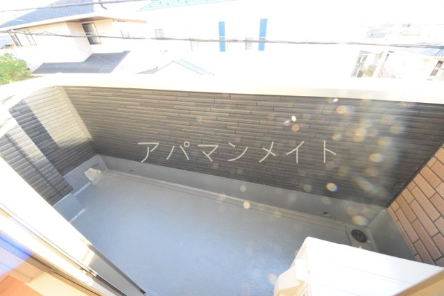 バルコニー　バルコニー付き！