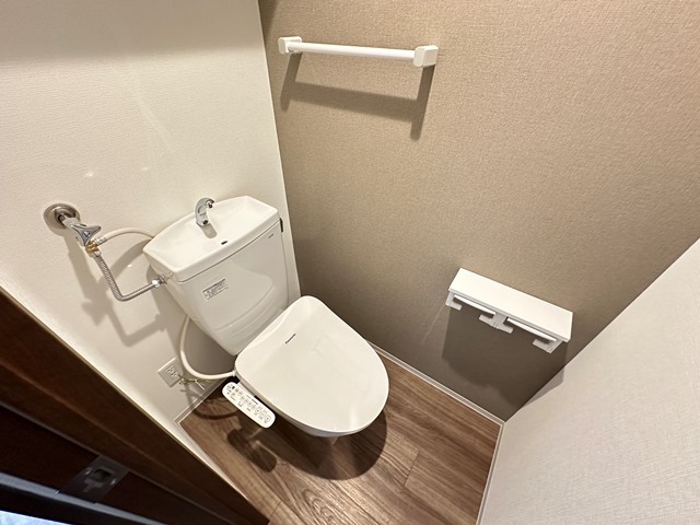トイレ　☆温水洗浄便座完備☆