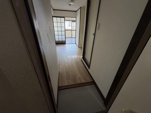 FORWEST宇品の玄関写真