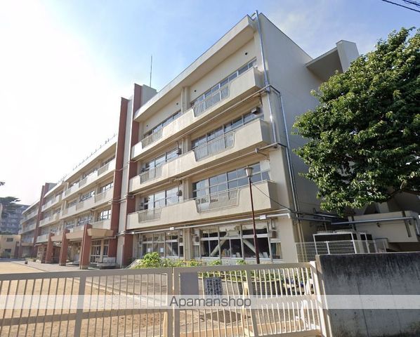 小学校　調布市立上ノ原小学校（小学校）まで1083m