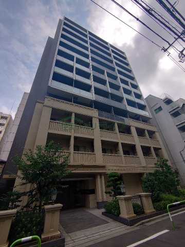 建物外観　CASA EST CORTA