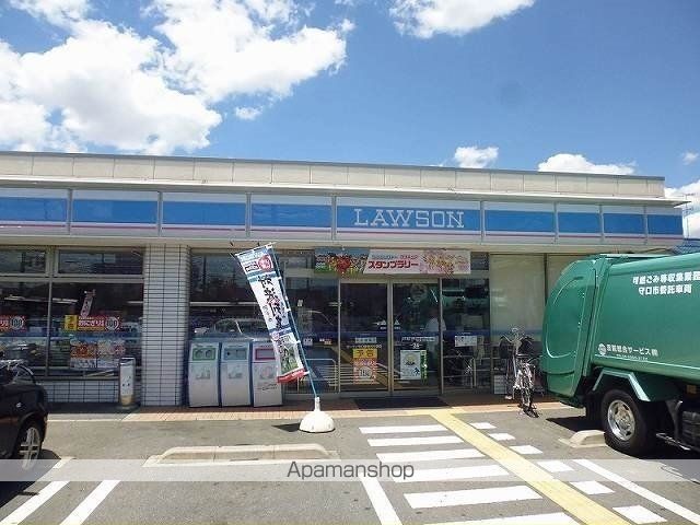 コンビニ　ローソン様（コンビニ）まで400m