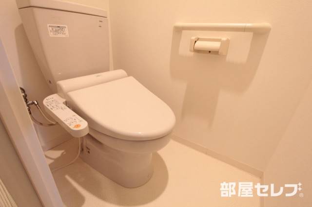 トイレ　機能的な御手洗い。