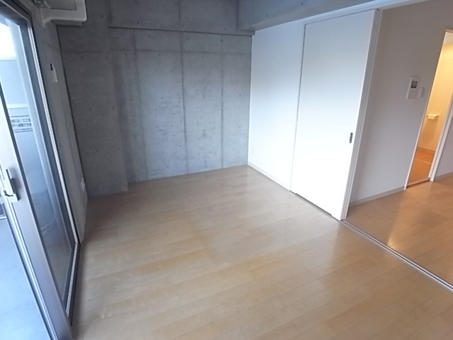 その他部屋・スペース　奥行きのある居室空間