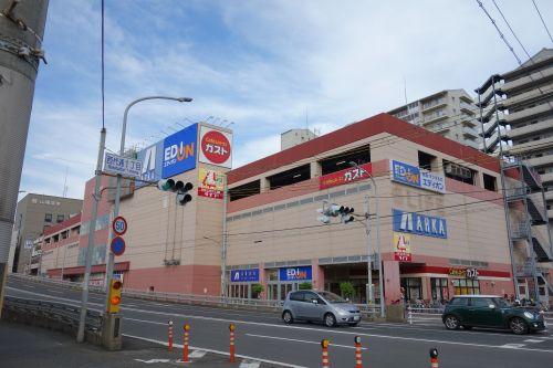 スーパー　ライフ西代店（スーパー）まで373m