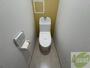 トイレ　こちらはトイレです。清潔感があり、安心して使用できます。