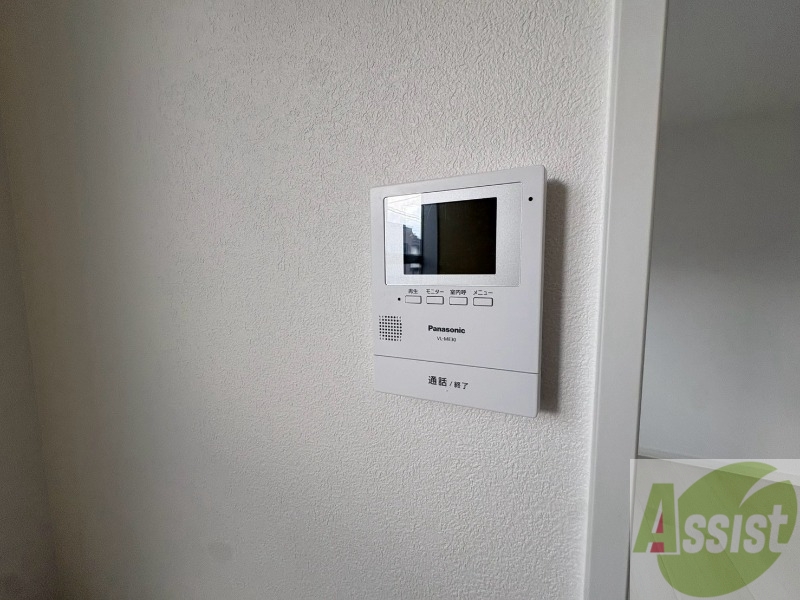 セキュリティ　ＴＶモニター付インターホンです。来客者の顔が見えるので安心！