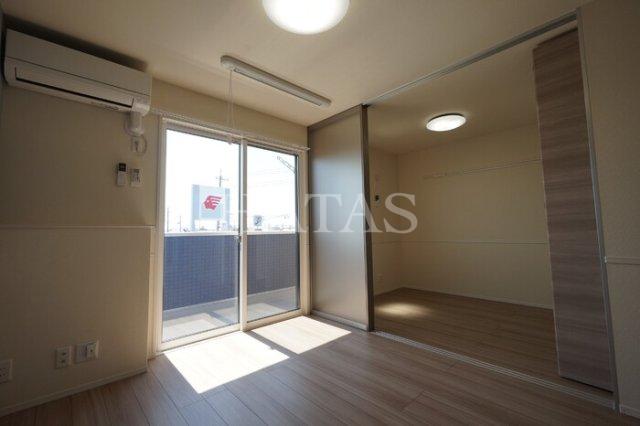 居室・リビング　同物件別部屋のお写真です※現況優先