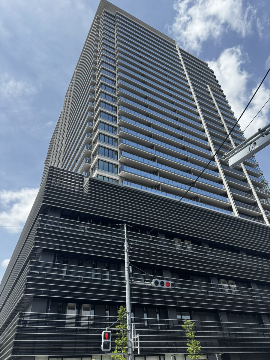 URAWA THE TOWERの外観写真