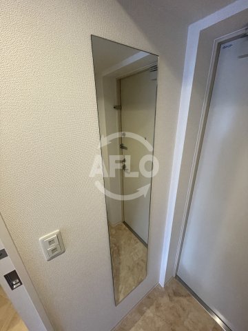 玄関　セレニテ江坂エクラ　玄関