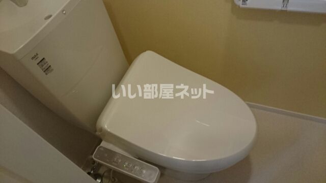 ニューヴェルデIのトイレ写真