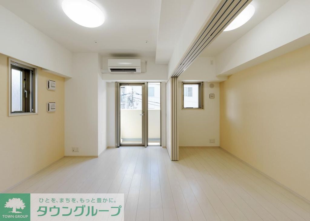 スプランディッド錦糸町Iの居間写真