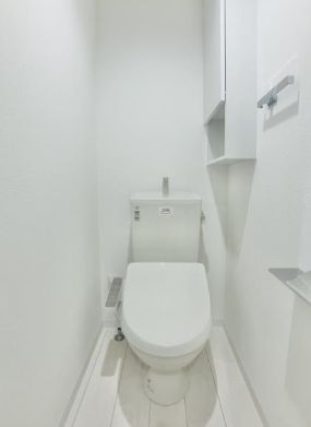 トイレ　シンプルで使いやすいトイレです