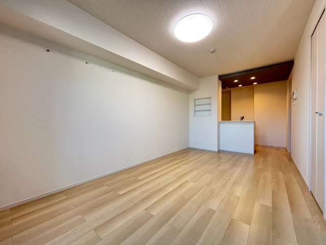 ＪＲ阪和線 富木駅 徒歩3分 3階建 築2年の居間写真