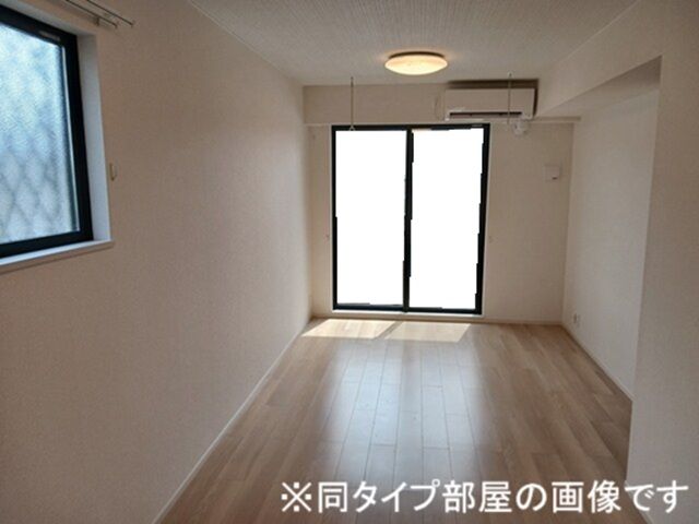 パープル テラスの居間写真