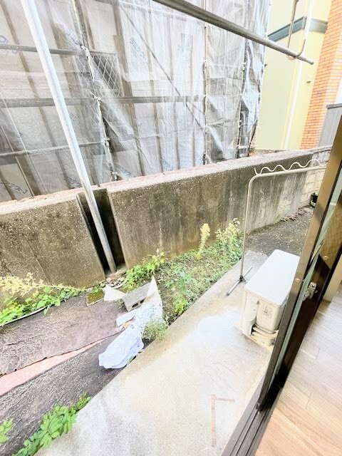 バルコニー　違う階の写真です