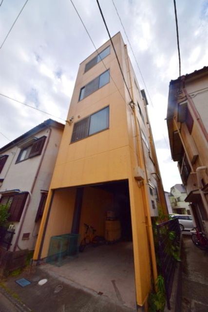 建物外観　★お部屋探しはタウンハウジング高幡不動店まで★