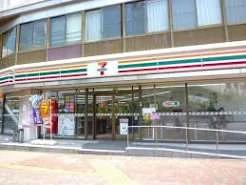 コンビニ　セブンイレブン 名古屋東別院駅南店（コンビニ）まで77m