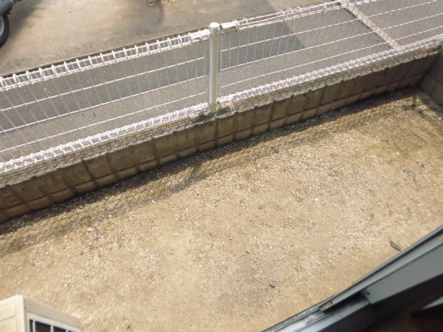 バルコニー　専用庭