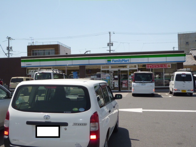 コンビニ　ファミリーマート倉敷水島店（コンビニ）まで493m