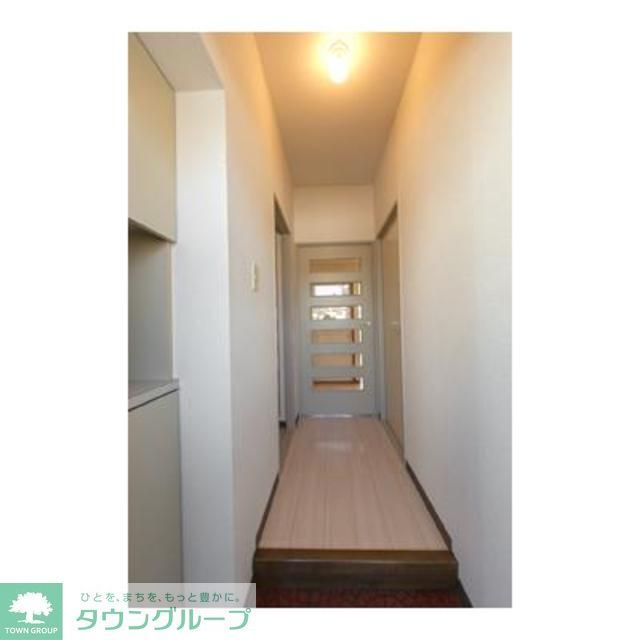 玄関　※写真は同タイプ住戸です。