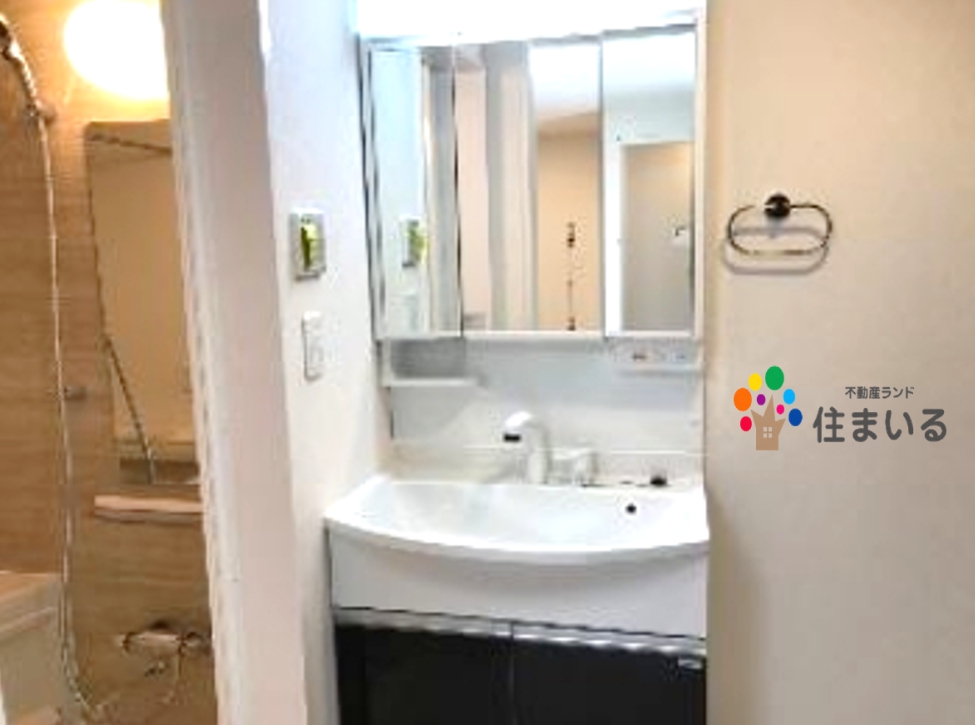 洗面設備　※写真は同型タイプとなります