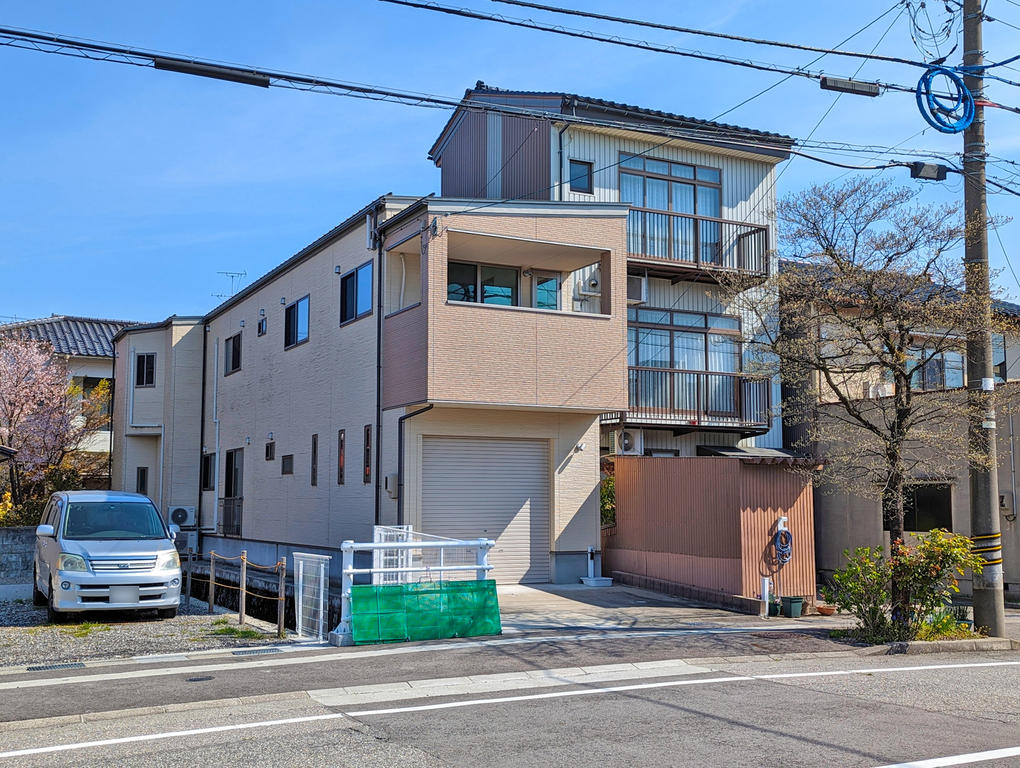 富山市桃井町中古住宅