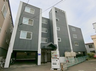 札幌市清田区真栄二条のマンションの建物外観