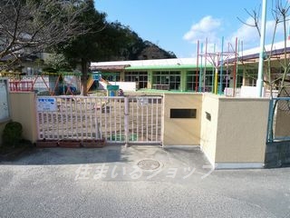 【ハイツ西光寺　Ｃ棟の幼稚園・保育園】