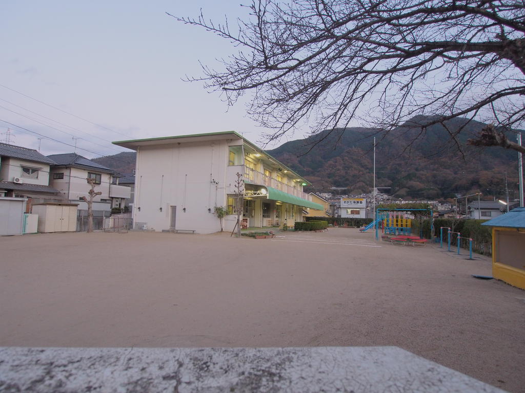 【広島市安芸区中野のアパートの幼稚園・保育園】