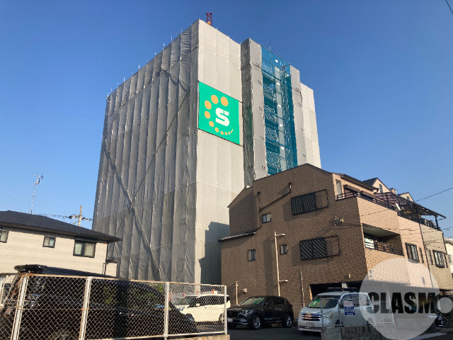 堺市北区百舌鳥梅町のマンションの建物外観