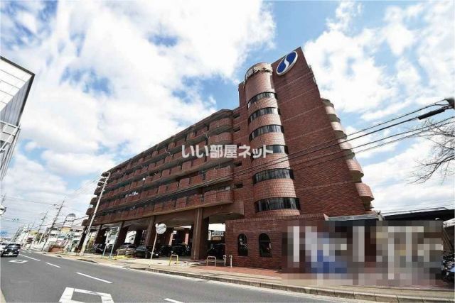 サンプラザ神楽の外観写真