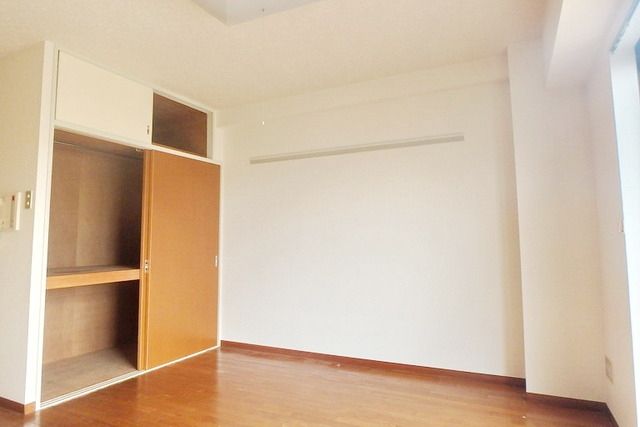 その他部屋・スペース　★洋室8帖★