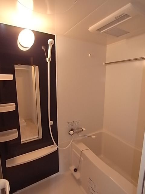 バス・シャワールーム　バスルーム