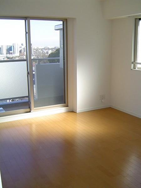 居室・リビング　※別部屋参考写真