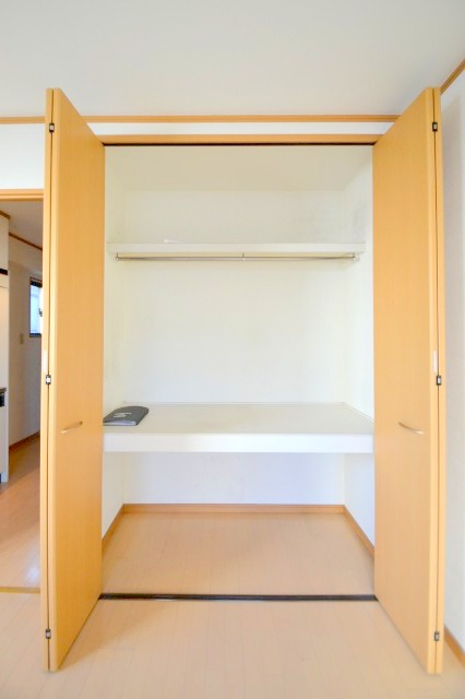 収納　春夏秋冬の荷物はこの収納でバッチリ♪高さも2ｍ越え！