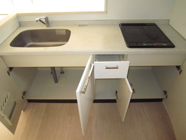 キッチン　※写真は別のお部屋です。現況を優先させて頂きます。