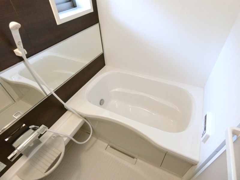 バス・シャワールーム　図面と現状に相違がある場合には現状を優先