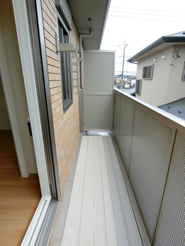 バルコニー　図面と現状に相違がある場合には現状を優先