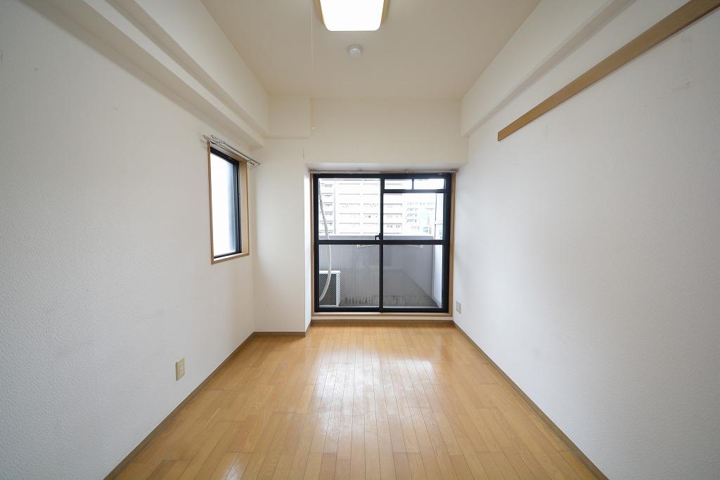 居室・リビング　エステムコート大阪城南　洋室