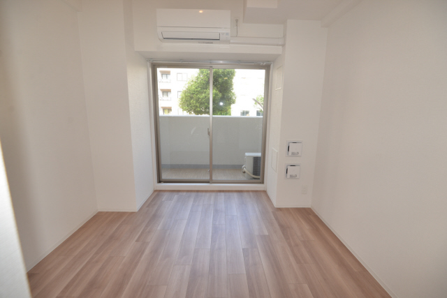 居室・リビング　写真は同マンションの別のお部屋のものです