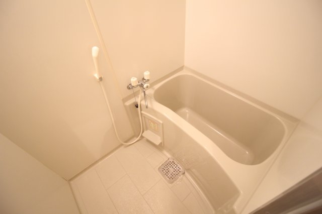 バス・シャワールーム　ラシーヌ天王寺