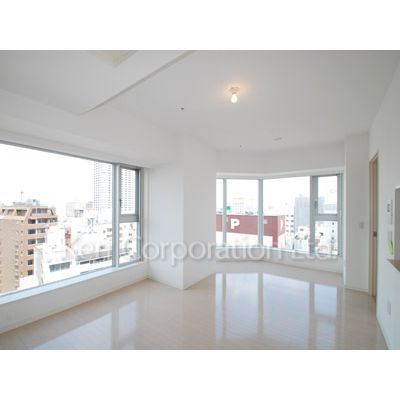 居室・リビング　同タイプ11階のお部屋を撮影。仕様が異なることがあります。