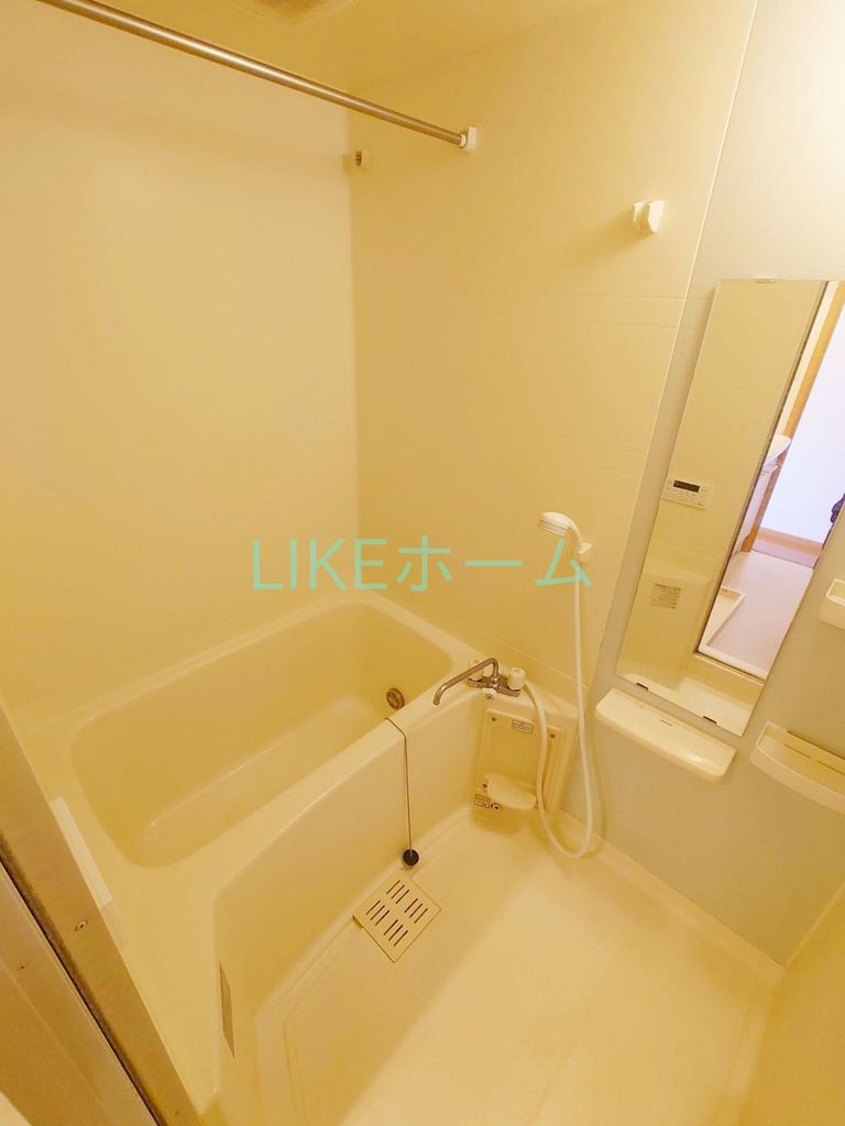 バス・シャワールーム　バス