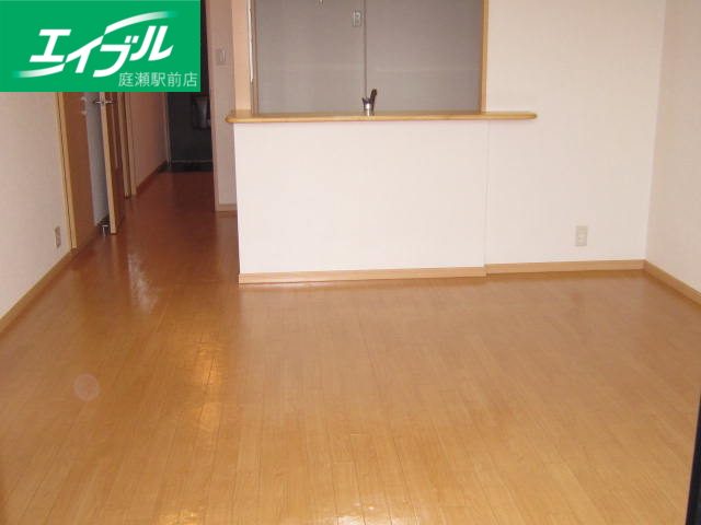 居室・リビング　リビング