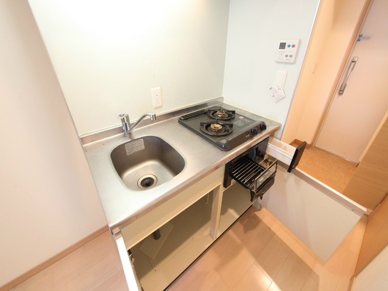 キッチン　システムキッチン（ガス2口グリル付）