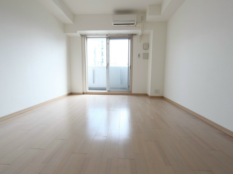 その他部屋・スペース　洋室8.6帖　エアコン完備　南面バルコニー